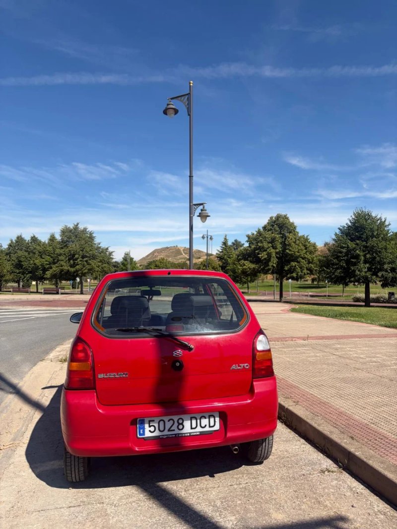 Suzuki Alto 2004 - foto 1
