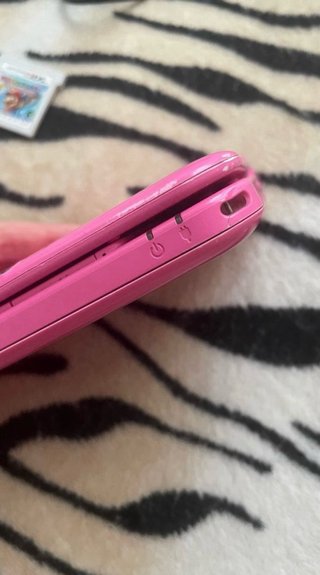 Nintendo 3DS XL Rosa + 3 Juegos