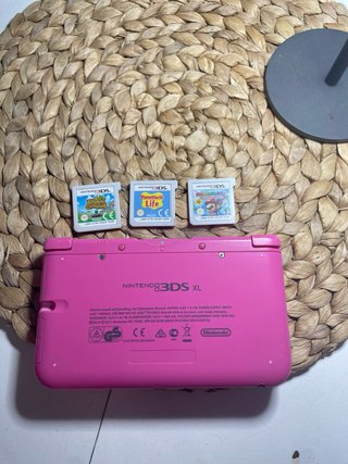 Nintendo 3DS XL Rosa + 3 Giochi + caricabatterie + SD