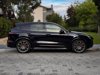 Porsche Cayenne GTS
