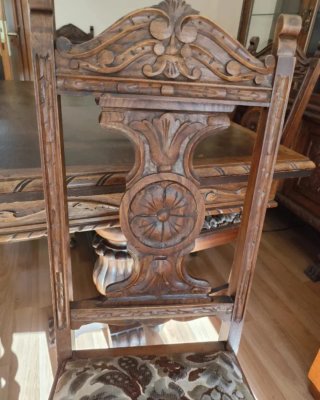 Mueble de salón madera tallada
