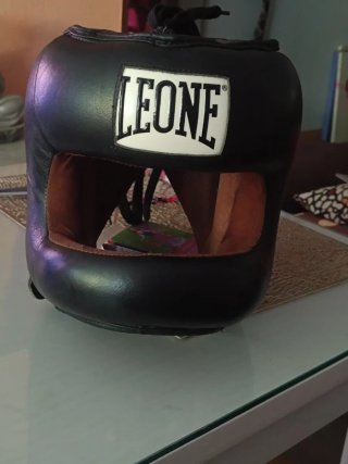 Casco Boxeo Leone con Barra Protectora