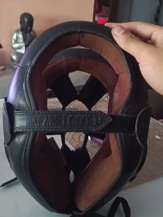 Casco Boxeo Leone con Barra Protectora