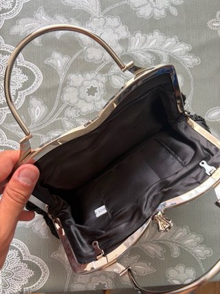 Bolso de fiesta negro con pedrería
