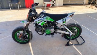 Pit Bike Supermotard Blanca y Verde