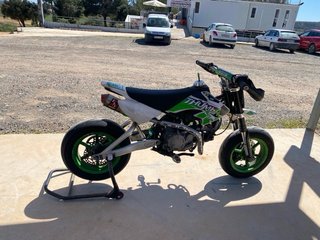 Pit Bike Supermotard Blanca y Verde