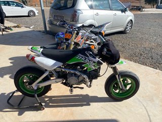 Pit Bike Supermotard Blanca y Verde