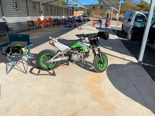 Pit Bike Supermotard Blanca y Verde