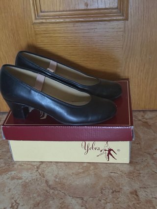 Zapatos Flamenco Yebra Talla 30 y 31