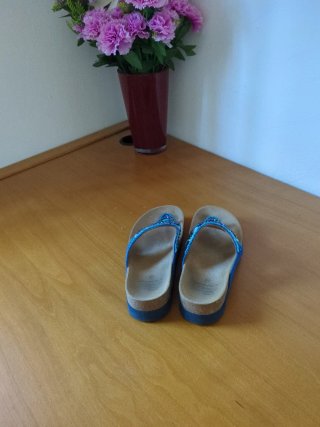 Sandalias azules mujer con pedrería
