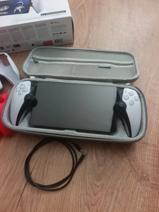 PS Portal + 2 fundas + maletín