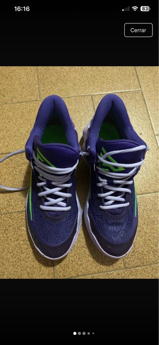 Zapatillas Nike Moradas y Verdes