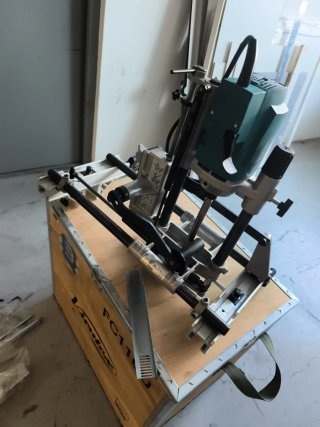 Fresadora Virutex FC116U 1100W