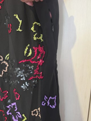 Vestido Desigual Negro Flores Lentejuelas Talla 46