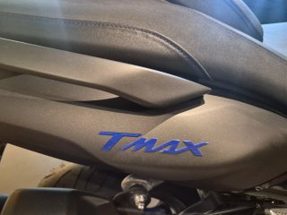 Yamaha TMAX 560 descuento 1300€