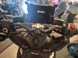 Yamaha TMAX 560 descuento 1300€