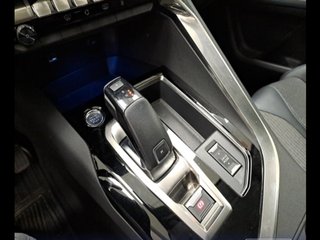 PEUGEOT 3008 2 1.5 BlueHDi 96kW S&S EAT8 / Allure