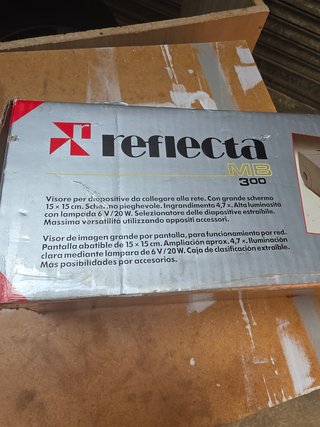 Visor de diapositivas Reflecta MB300