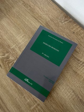 Libros del 1º cuatrimestre del 1º año derecho