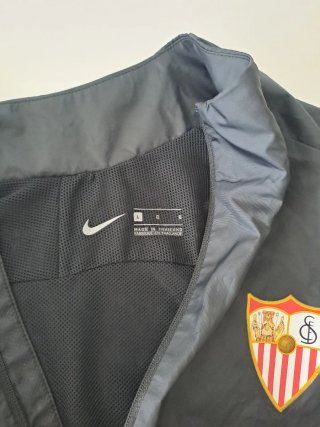 Chubasquero Nike Hombre Negro