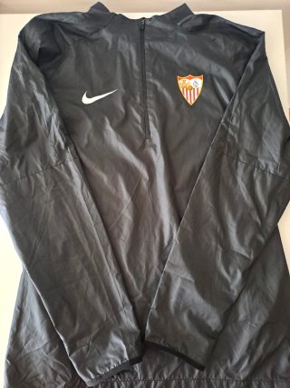 Chubasquero Nike Hombre Negro