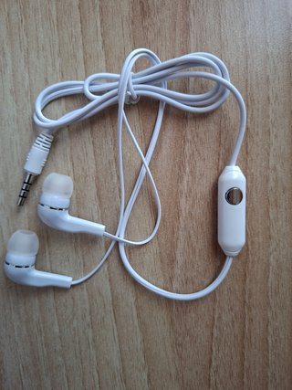 Auricolari In-Ear Bianchi con Microfono