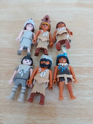 Playmobil figuras tribales todos 7€