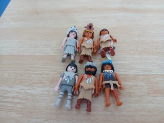 Playmobil figuras tribales todos 7€