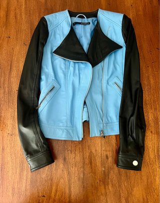 Giacca Annarita N pelle azzurra e nera Tg 42