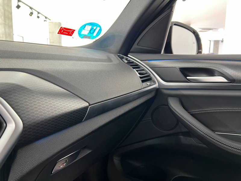 BMW X3 2022, foto 23