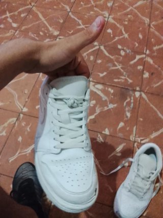 Air Jordan 1 Low Blancas