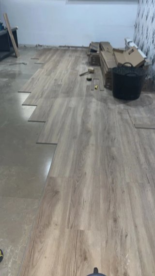 Instalación de parquet, tarima y vinílico.