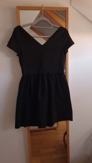 Mini vestido negro