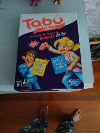 Tabú Familia Juego de Mesa Hasbro