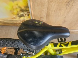 Bicicleta Scott Scale 16