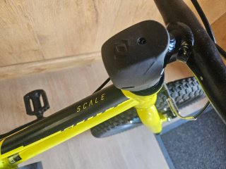 Bicicleta Scott Scale 16
