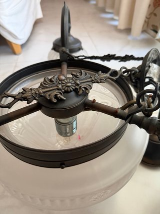 Lámpara de techo clásica de metal y cristal
