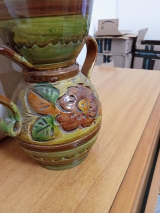Vaso decorativo con manici
