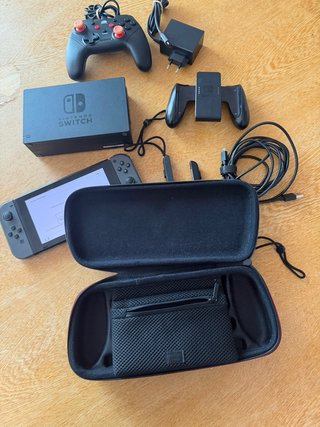 Nintendo Switch Completo con Accesorios
