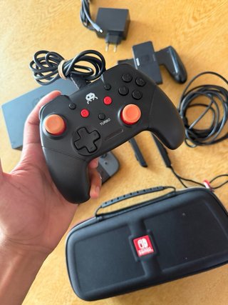 Nintendo Switch Completo con Accesorios