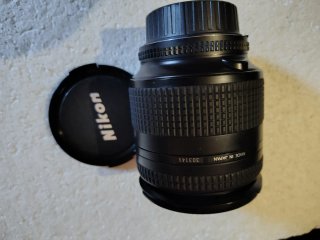 Obiettivo Nikon AF 28-200mm