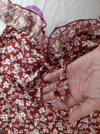 Mono granate floral