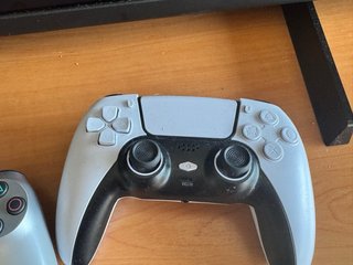 PS4 (PlayStation 4) Negra