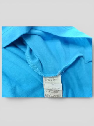Camiseta Básica Azul Cielo Talla M