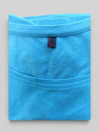 Camiseta Básica Azul Cielo Talla M