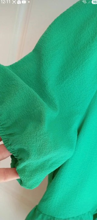 Blusa verde nueva sin etiqueta con lazada talla XL