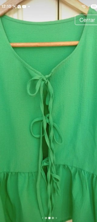 Blusa verde nueva sin etiqueta con lazada talla XL