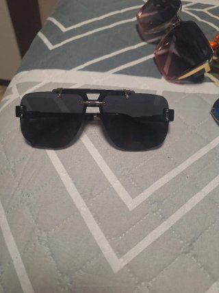 Gafas de sol negras
