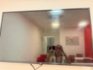 Smart TV LG Negra 42 pulgadas