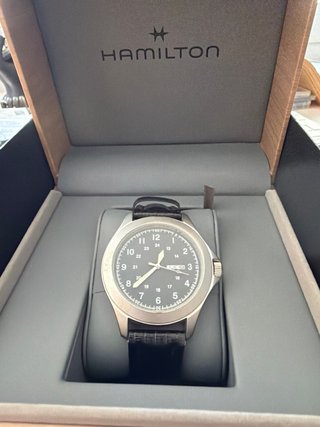 Caja Reloj Hamilton con reloj similar